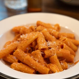 Rigatoni alla Vodka Chicken