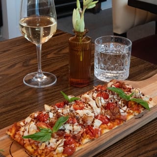 Chicken Caprese Flatbread